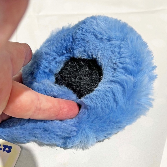 RABBIT FUR EAR MUFFS, NEW, ONE SIZE, LIGHT BLUE, HOLT RENFREW, INSULATED, GENUIN - Picture 3 of 8
